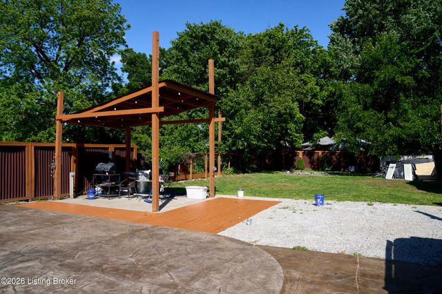 3003 Dixie Hwy, Louisville, KY 40216