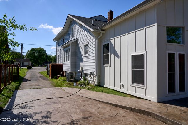 3003 Dixie Hwy, Louisville, KY 40216