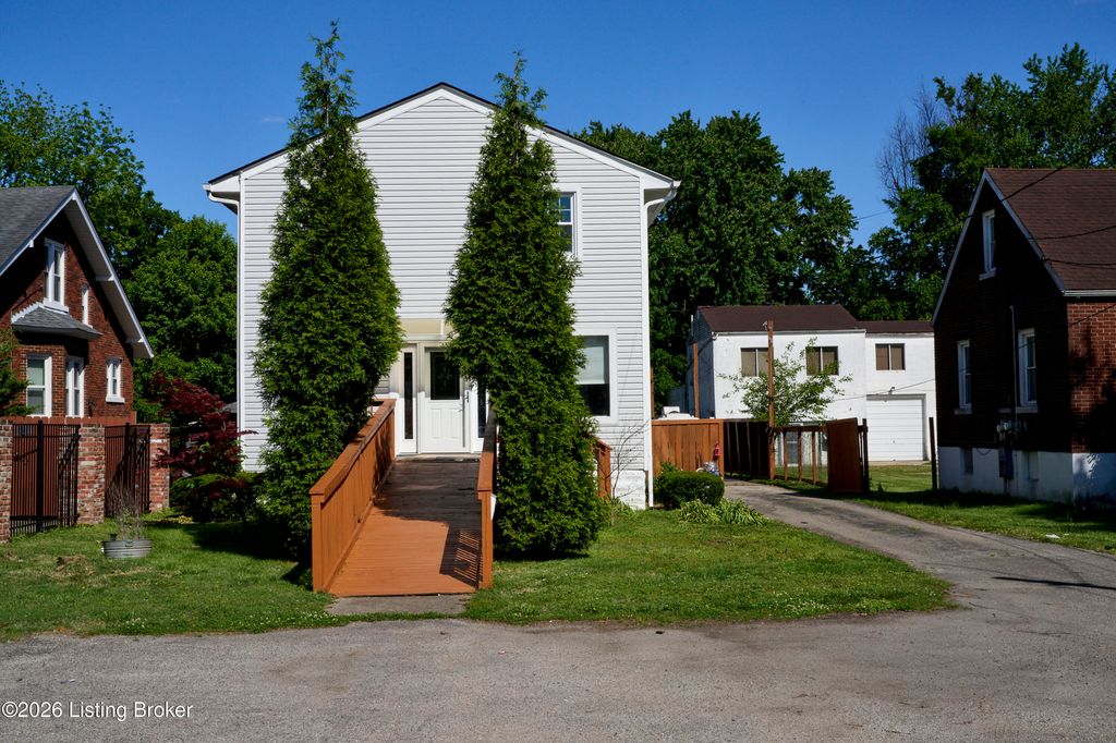3003 Dixie Hwy, Louisville, KY 40216