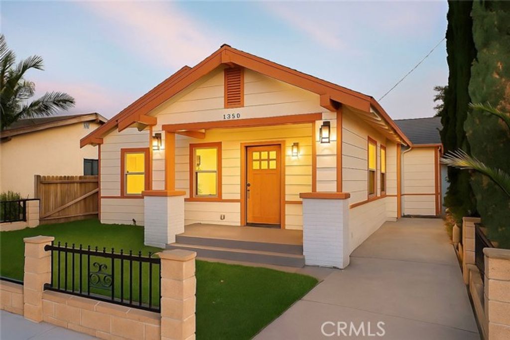 1350 E 8th, Long Beach, CA 90813