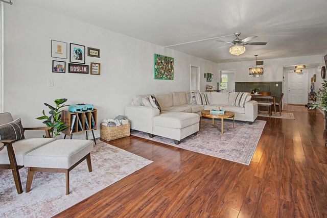 3930 Oaks Clubhouse Drive 304, Pompano Beach, FL 33069