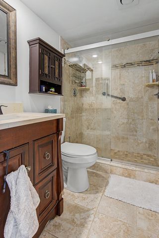 3930 Oaks Clubhouse Drive 304, Pompano Beach, FL 33069