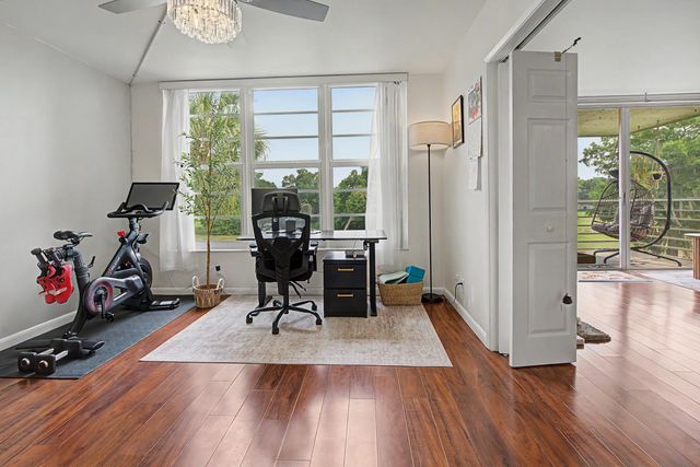 3930 Oaks Clubhouse Drive 304, Pompano Beach, FL 33069
