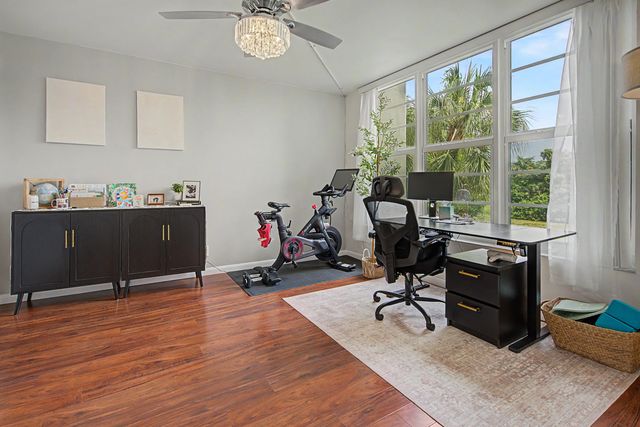 3930 Oaks Clubhouse Drive 304, Pompano Beach, FL 33069