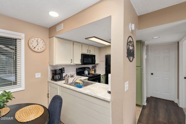 3710 Weber Road, Gatlinburg, TN 37738