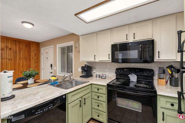 3710 Weber Road, Gatlinburg, TN 37738