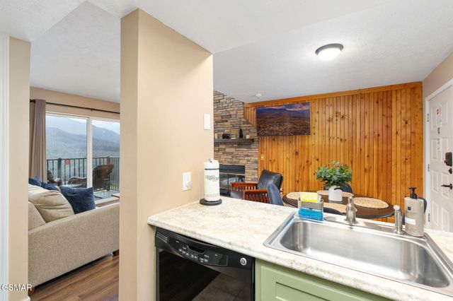 3710 Weber Road, Gatlinburg, TN 37738