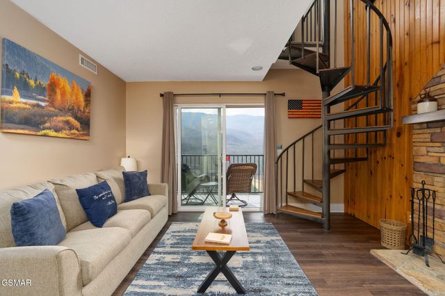 3710 Weber Road, Gatlinburg, TN 37738