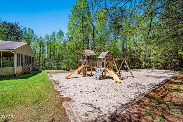 3710 Weber Road, Gatlinburg, TN 37738