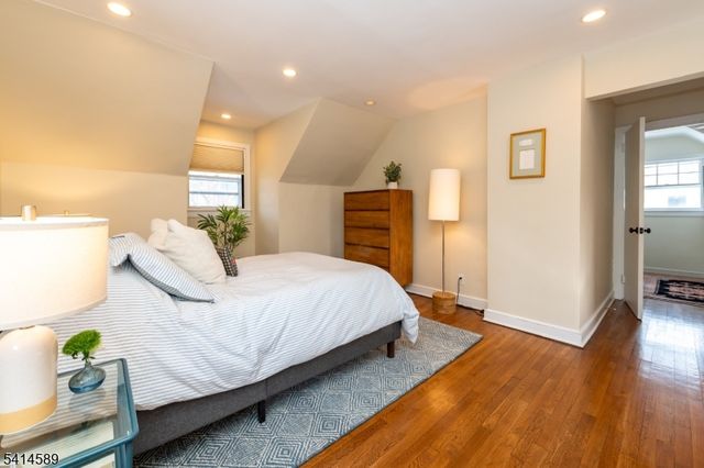 72 Maplewood Ave, Maplewood Twp., NJ 07040