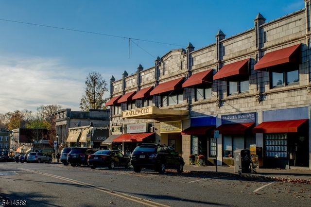 72 Maplewood Ave, Maplewood Twp., NJ 07040