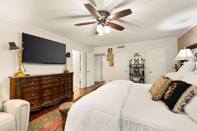 10719 Villager Road A, Dallas, TX 75230