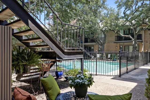 10719 Villager Road A, Dallas, TX 75230