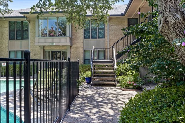 10719 Villager Road A, Dallas, TX 75230