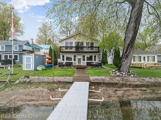 4825 Downing Drive, Pinckney, MI 48169