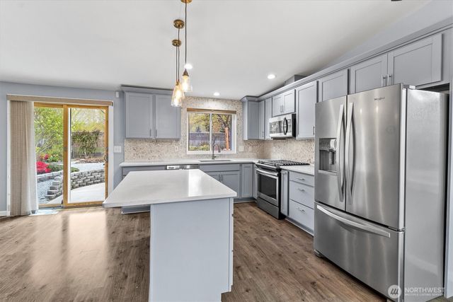 914 S 28th Street, Mount Vernon, WA 98274