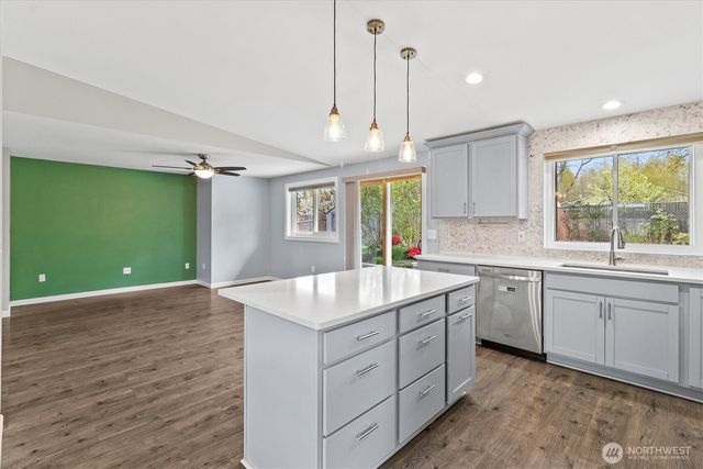 914 S 28th Street, Mount Vernon, WA 98274