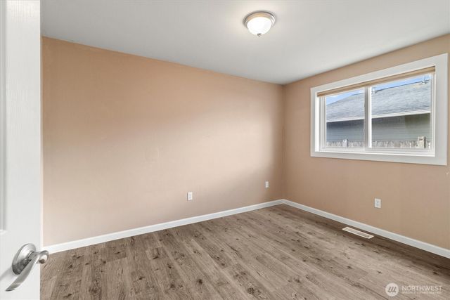 914 S 28th Street, Mount Vernon, WA 98274