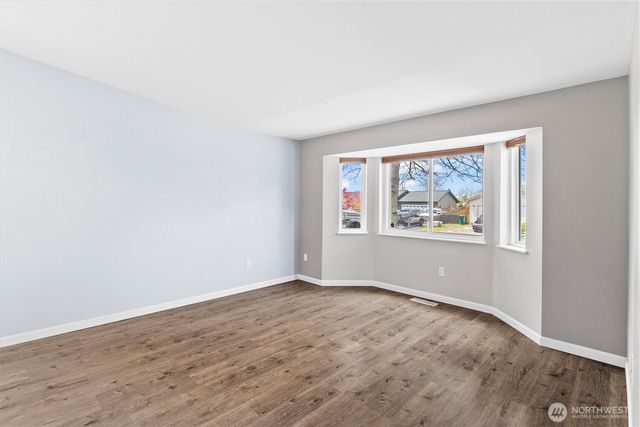 914 S 28th Street, Mount Vernon, WA 98274