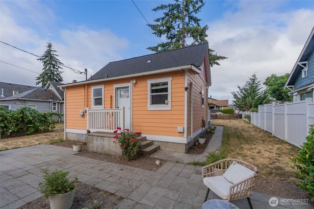 3631 E Spokane Street, Tacoma, WA 98404