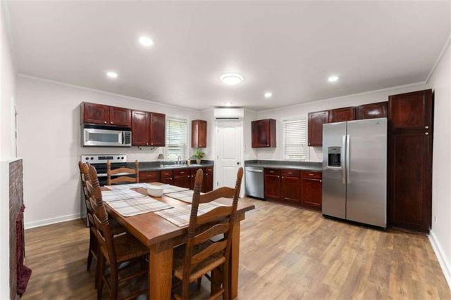 6806 Shoal Creek Road, Clermont, GA 30527