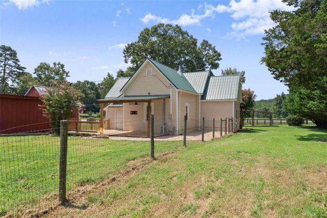 6806 Shoal Creek Road, Clermont, GA 30527