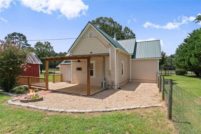 6806 Shoal Creek Road, Clermont, GA 30527