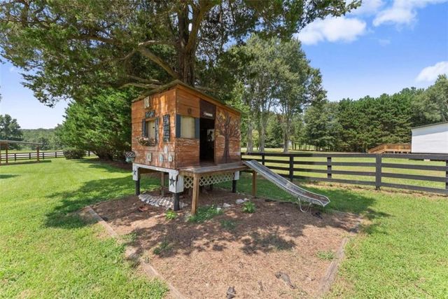 6806 Shoal Creek Road, Clermont, GA 30527
