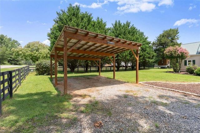 6806 Shoal Creek Road, Clermont, GA 30527