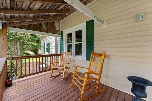 6806 Shoal Creek Road, Clermont, GA 30527