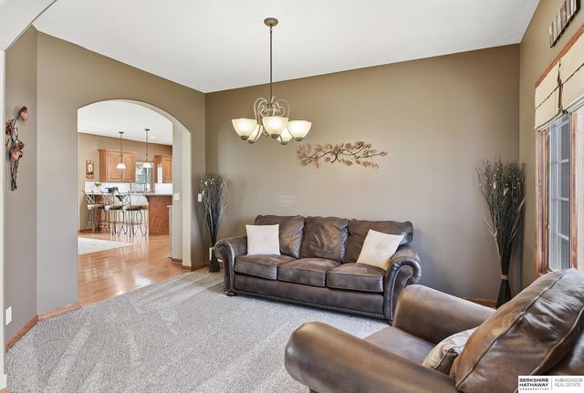 10058 Shannon Road, La Vista, NE 68128
