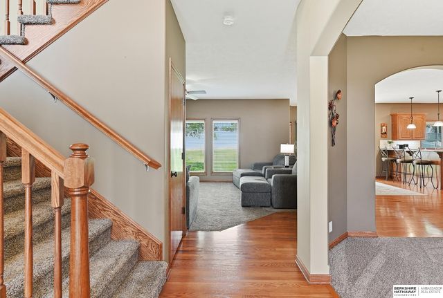 10058 Shannon Road, La Vista, NE 68128