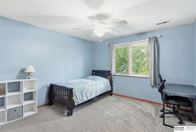 10058 Shannon Road, La Vista, NE 68128