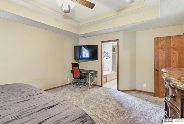 10058 Shannon Road, La Vista, NE 68128