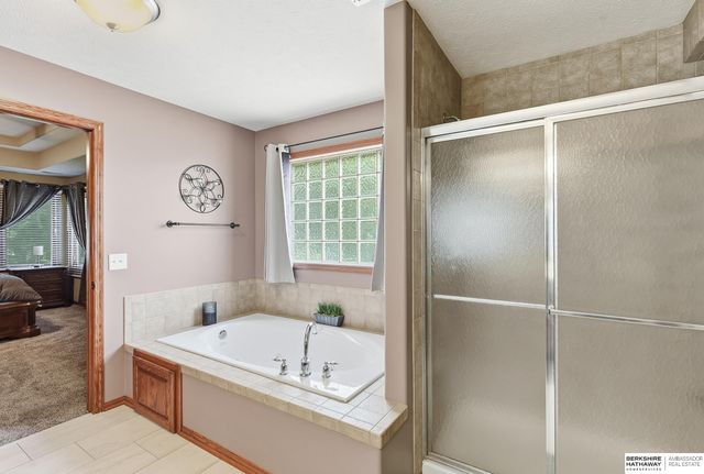 10058 Shannon Road, La Vista, NE 68128