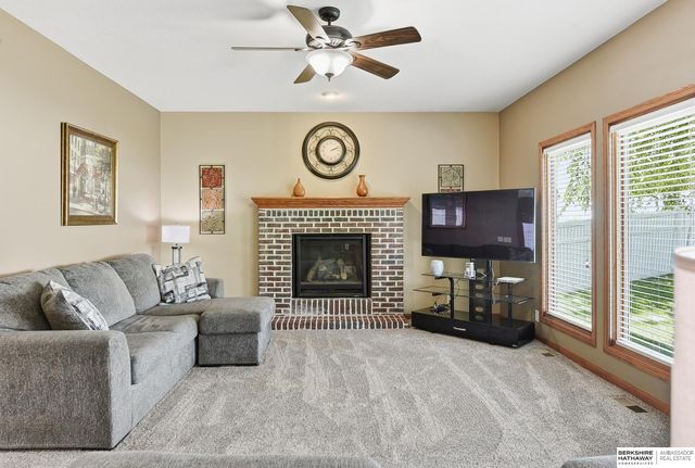 10058 Shannon Road, La Vista, NE 68128