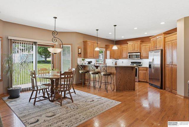10058 Shannon Road, La Vista, NE 68128