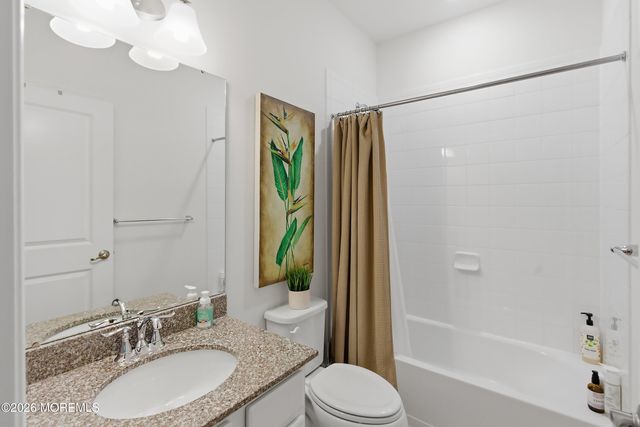 302 Bayside Court 302, South Amboy, NJ 08879