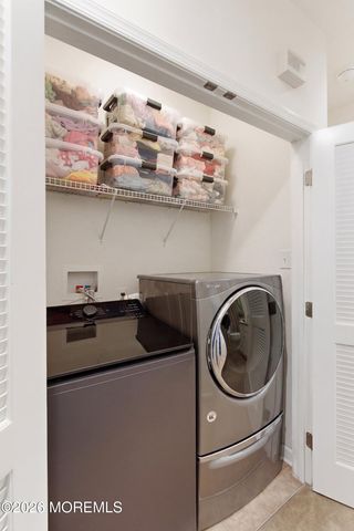 302 Bayside Court 302, South Amboy, NJ 08879