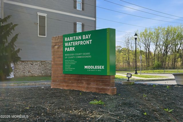 302 Bayside Court 302, South Amboy, NJ 08879