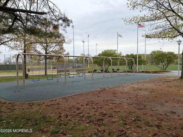 302 Bayside Court 302, South Amboy, NJ 08879