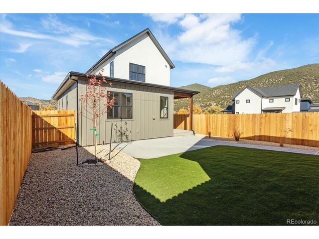 125 Confluence Rd, Salida, CO 81201