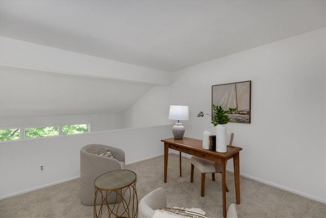 2112 Overlook Court, Ann Arbor, MI 48103