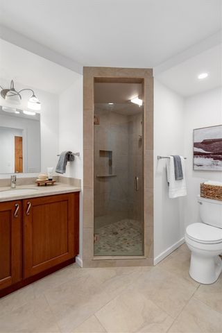 2112 Overlook Court, Ann Arbor, MI 48103