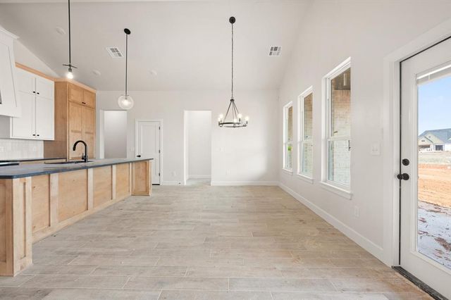 1232 Tawny Hills Road, Piedmont, OK 73078