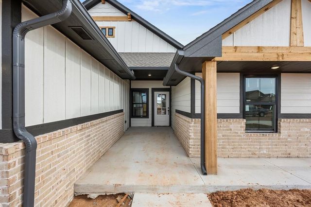 1232 Tawny Hills Road, Piedmont, OK 73078