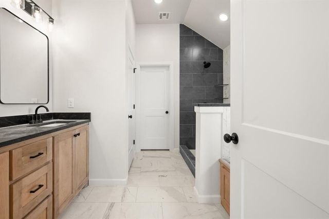 1232 Tawny Hills Road, Piedmont, OK 73078