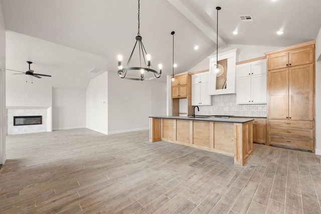 1232 Tawny Hills Road, Piedmont, OK 73078