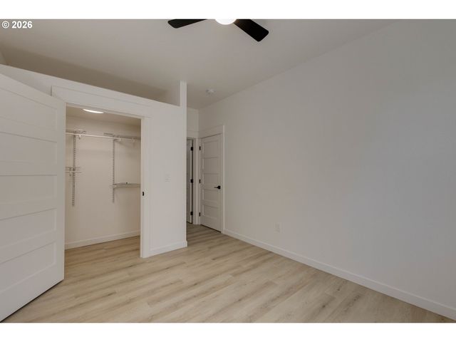 4807 Se INA Ave, Milwaukie, OR 97267