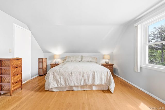 95 Smith Avenue, White Plains, NY 10605